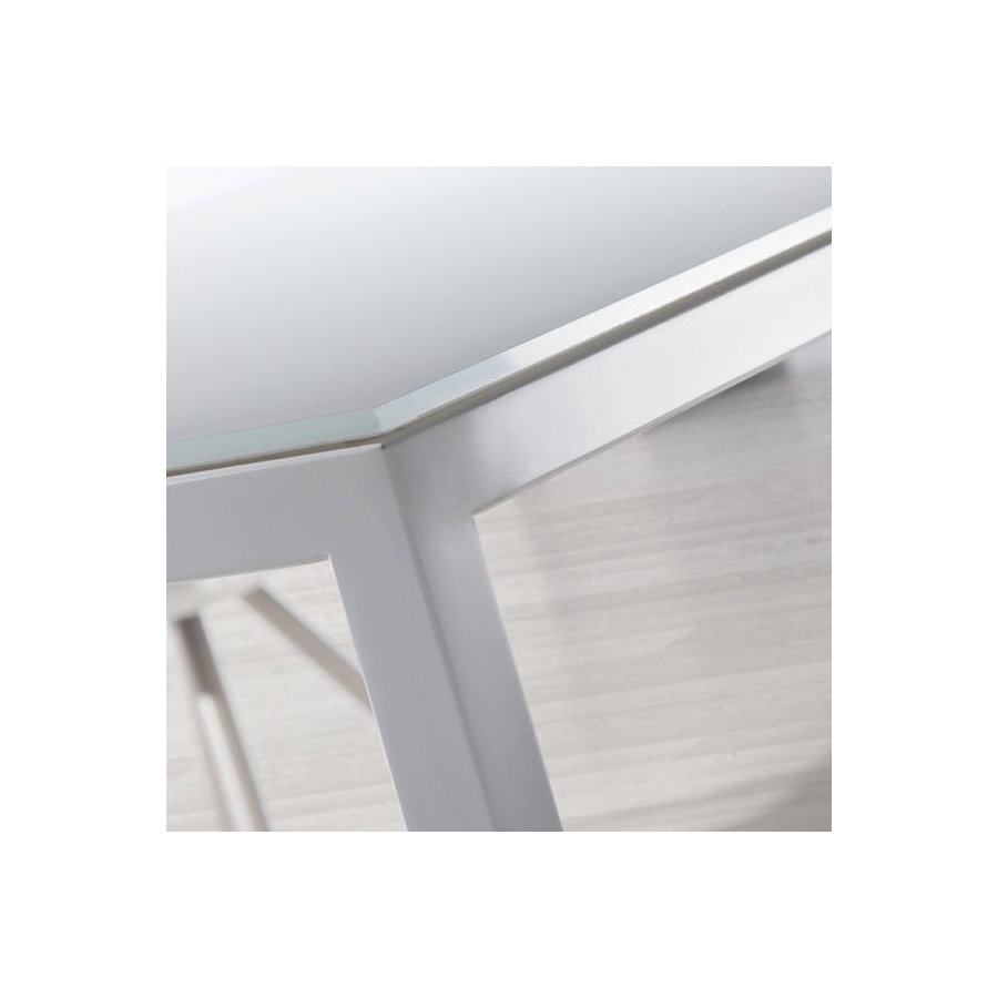 Mesa de comedor con tapa de vidrio