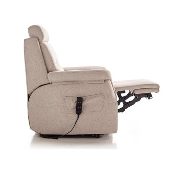 Sillón eléctrico con estructura de madera y asientos de muelles