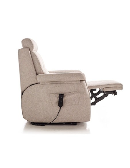 Sillón eléctrico con estructura de madera y asientos de muelles