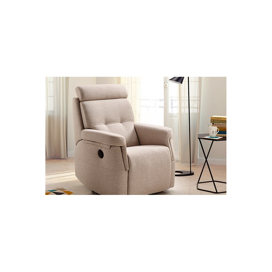 Sillón ajustable manualmente con detalles cosidos centrales