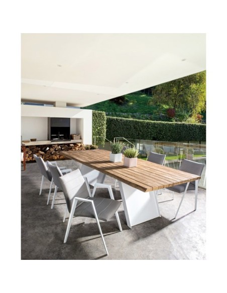 silla con brazo para terraza