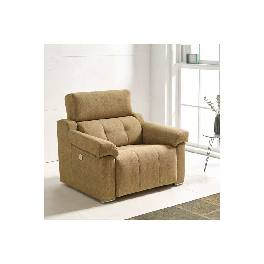 Sillón Velero con estructura de madera y tapizado en tela