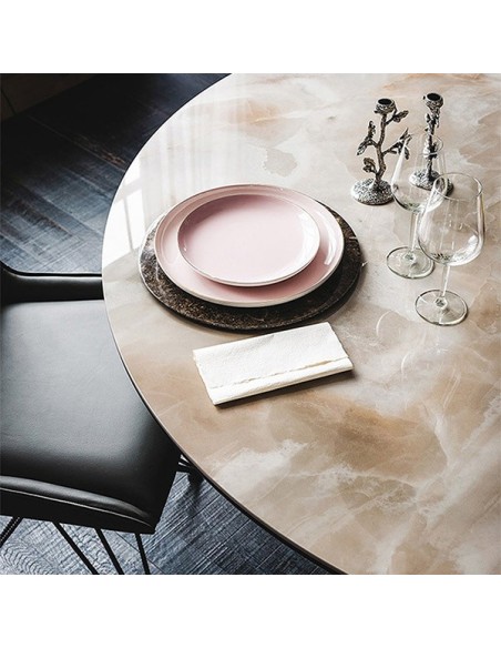 Mesas de comedor con tapa porcelánica