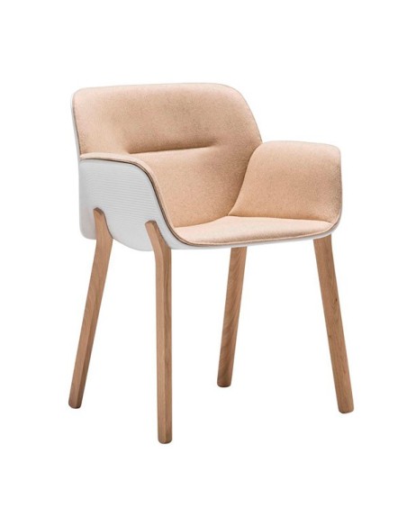 Silla tapizada de Andreu World en Muebles Lara