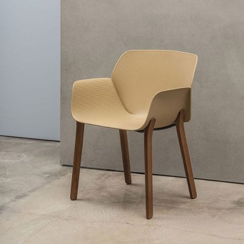 Modelo de la colección Nuez de diseño con 4 patas de madera 2