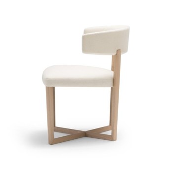 Silla Tauro modelo 4205 de la firma nacional Andreu World