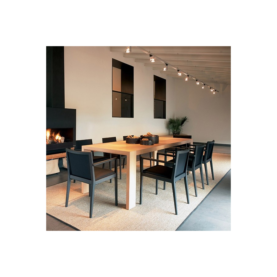 Colección Carlotta de Andreu World en Muebles Lara