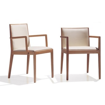 Silla Carlotta modelo 0916 fabricada con madera maciza de haya 2
