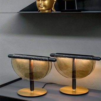 Lámpara de sobremesa Dalí de la firma italiana de diseño Tonin Casa