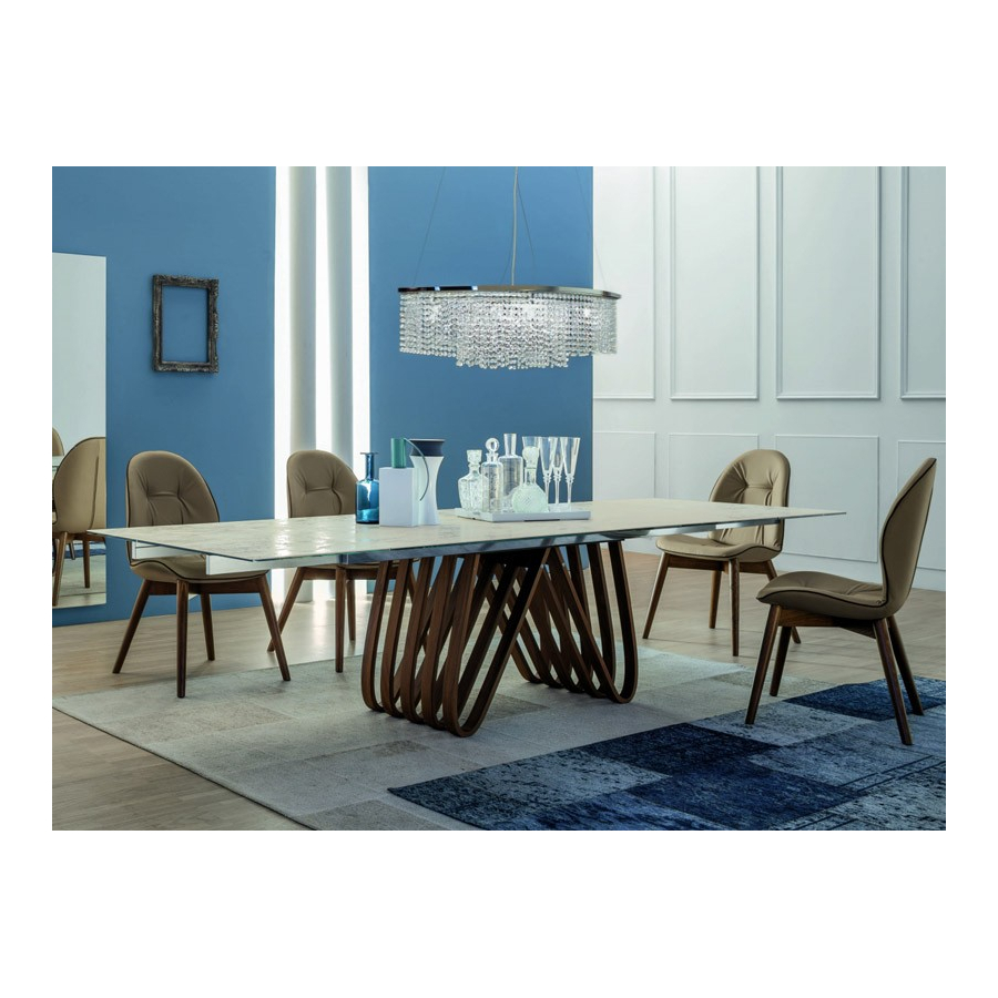 Mesa de comedor modelo Arpa disponible en diferentes medidas