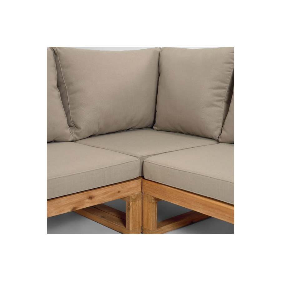 Sofá y mesa de centro para exterior