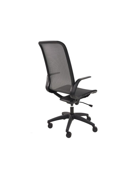 Silla de oficina Momo con ruedas de 50mm para suelos duros.