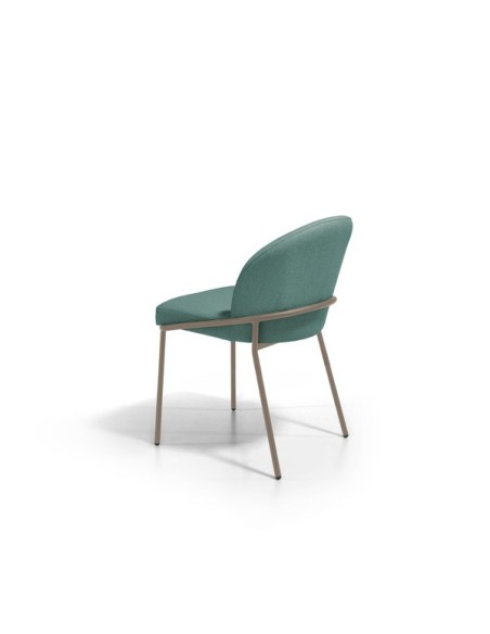 silla de comedor con patas metálicas