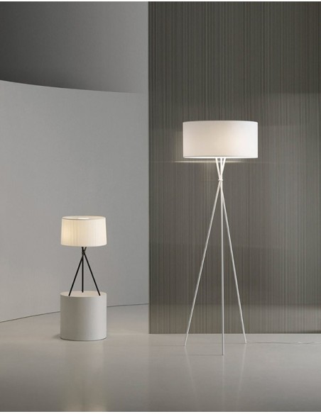 Lámpara de mesa Loulu | Lámparas de pared en Muebles Lara