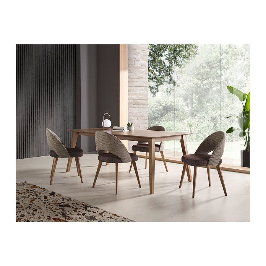 Silla modelo 271 tapizada en tela