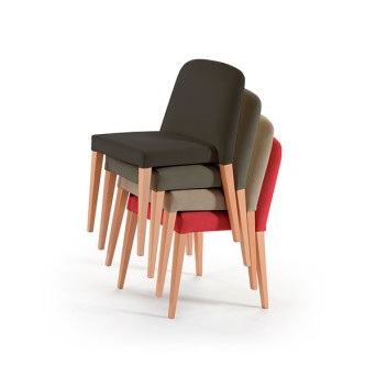 Silla Casia de la firma de diseño Doos tapizada en tela 2