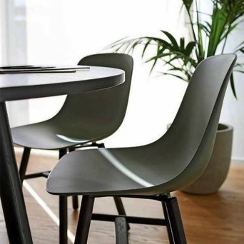 Silla Pure Loop Mono con patas de madera 2