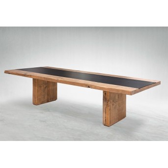 Mesa Margot fabricada en madera amciza y con detalle central en porcelánico 2
