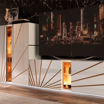Salón GD09 de Franco Furniture, con mueble tv y vitrina alta con zócalo remetido en dorado