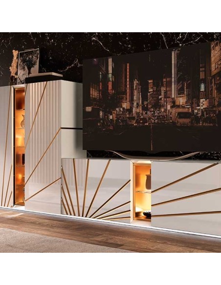 Salón GD09 de Franco Furniture, con mueble tv y vitrina alta con zócalo remetido en dorado