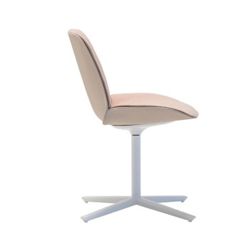 Silla Nuez modelo 2789 de la firma nacional Andreu World 2