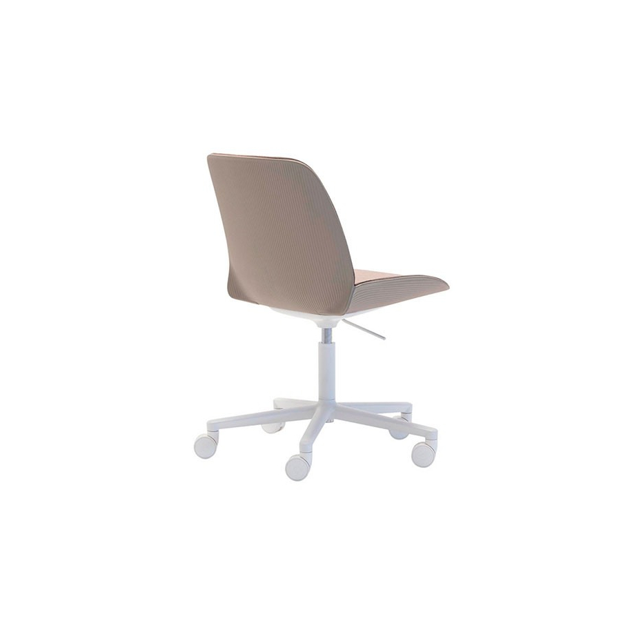 Silla de oficina Nuez con carcasa de termopolimero reciclado
