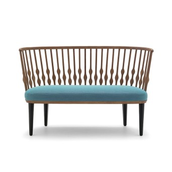 Sillón con respaldo en madera maciza y cojín tapizado en tela Muebles Lara