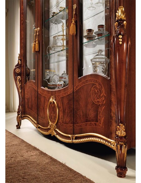 Vitrina Donatello ornamentacion pan de oro
