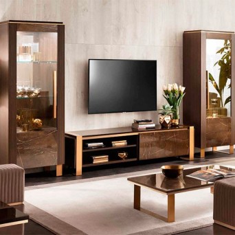 Composición de salón Essenza, de Arredoclassic, fabricado en madera de wengué y mármol brillante
