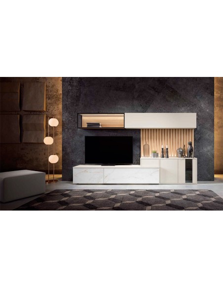 Salón Nexa C210, con alistonado trasero. módulo bajo, módulos colgados y mueble tv en acabado white glass