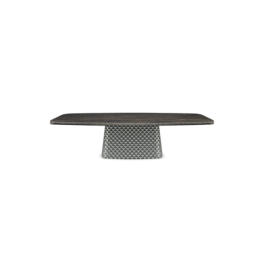Mesa de comedor de grandes dimensiones con efecto tridimensional
