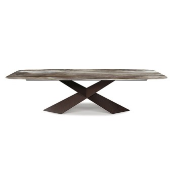 Mesa Tyron de la firma internacional Cattelan Italia