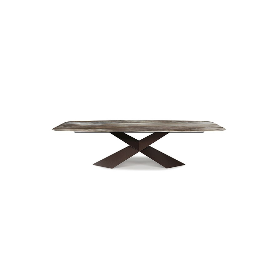 Mesa Tyron de la firma internacional Cattelan Italia