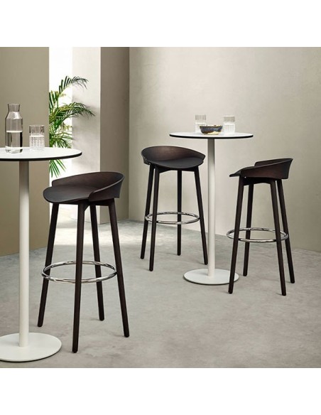 Taburetes para contract en Muebles Lara