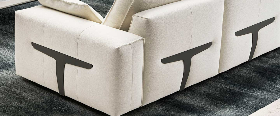 Chaiselongue Keiko patas negro