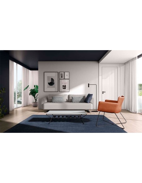 Mesa rectangular de centro con estructura metálica y tapa lacada