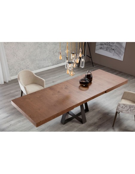 Mesa de comedor con tapa en chapa de madera natural