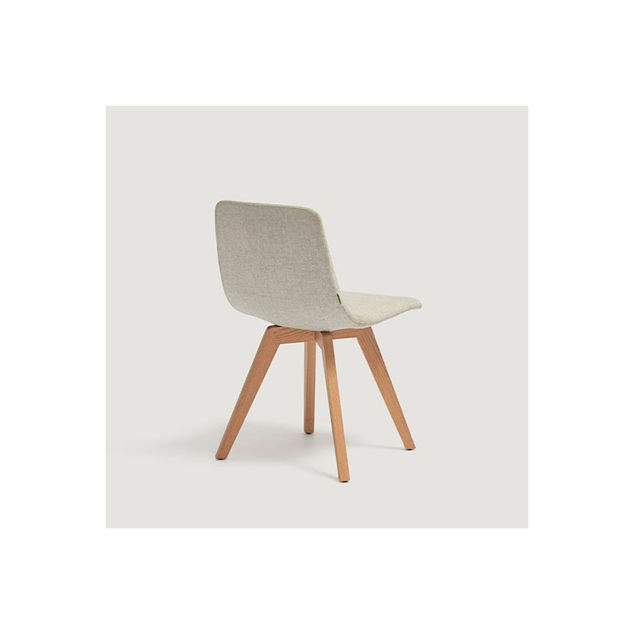 Silla Ics patas madera | Capdell en Muebles Lara