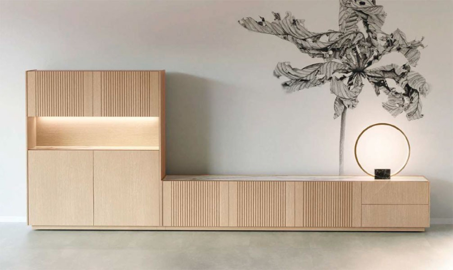 Salón One, de P. Espejo, acabado roble natural y porcelánico rem