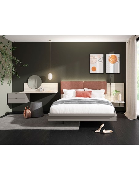 Dormitorio con aro de cama y respaldo tapizado
