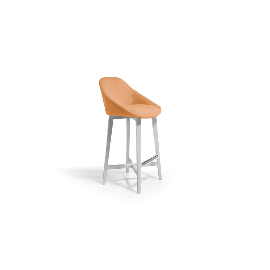 Taburete con patas de madera y asiento tapizado Chiara