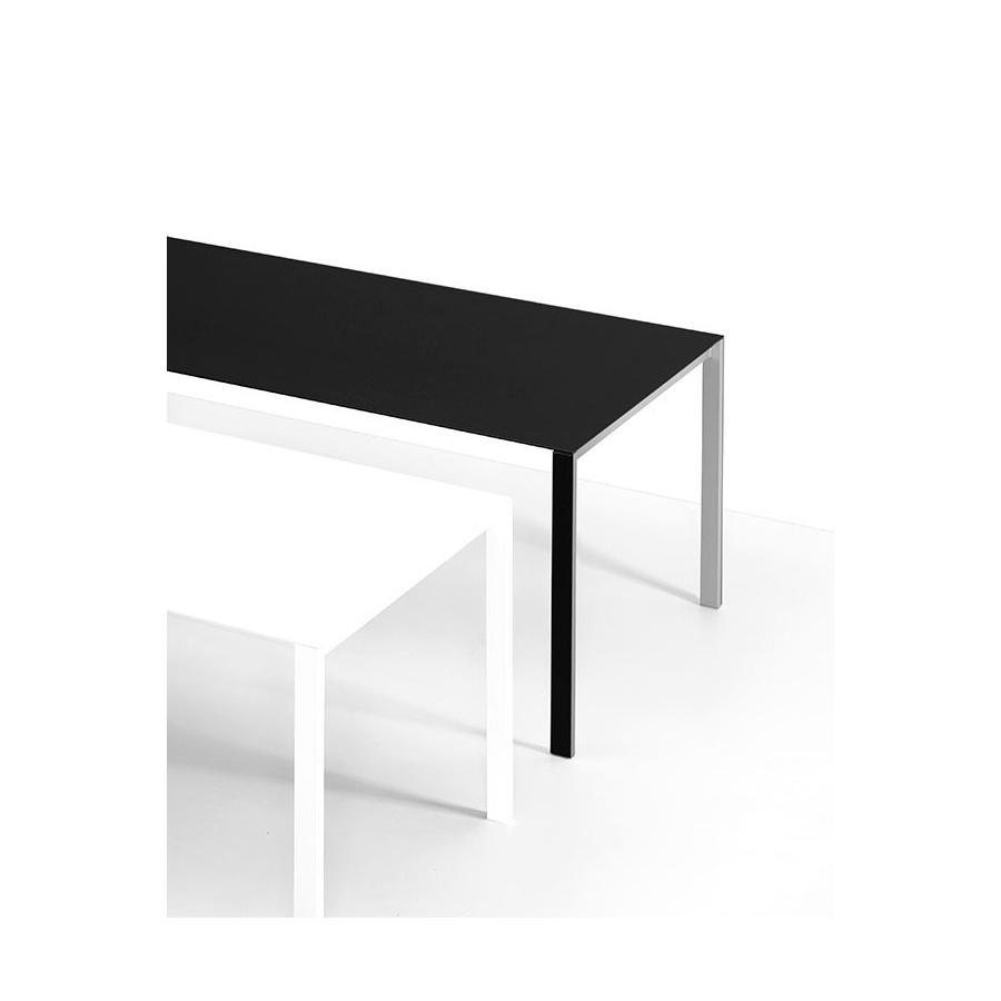 Mesa interior y exterior Thin-K