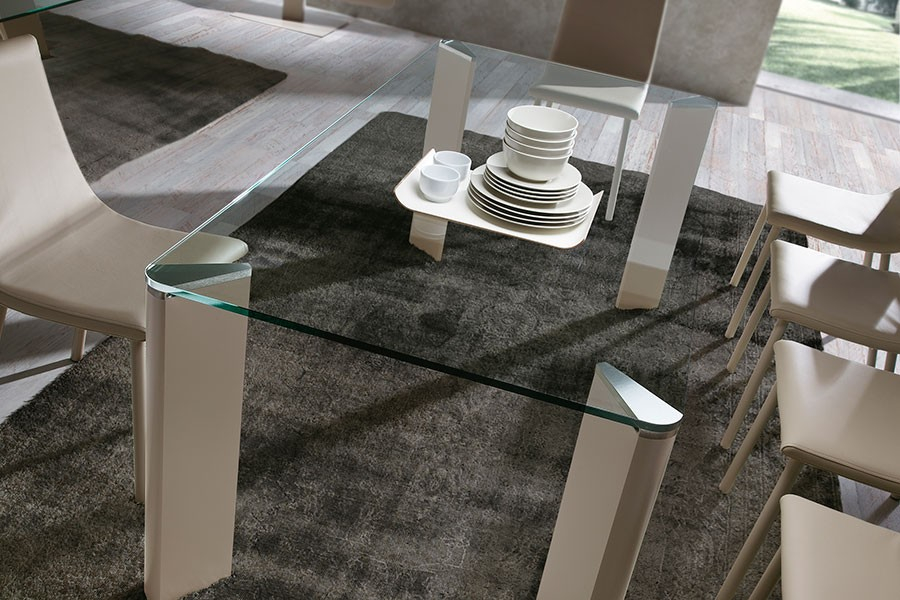 Mesa de comedor en cristal