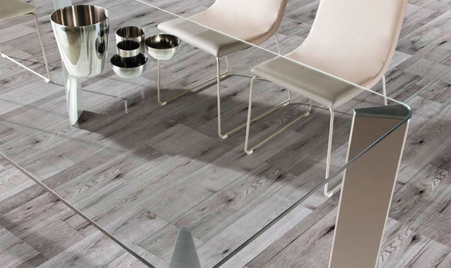 Mesa de comedor con estructura de aluminio