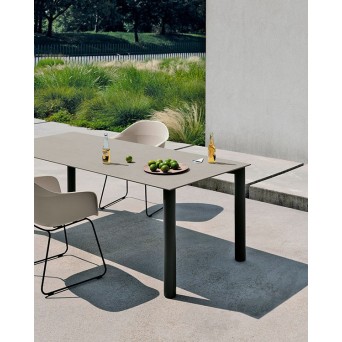 Mesa Bodoni 2