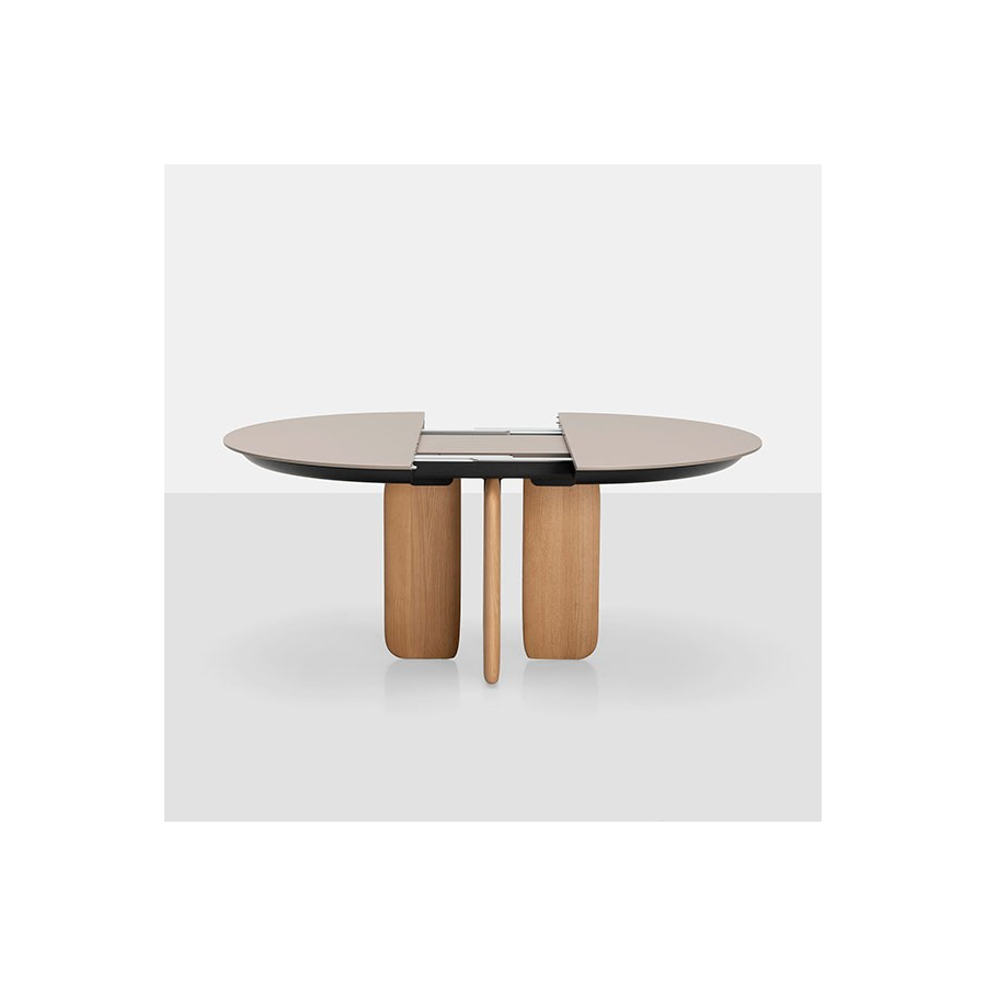 Mesa de diseño italiano Pala