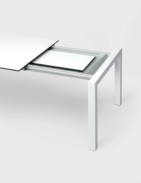 Mesa Sushi con sobre en fénix y patas de aluminio