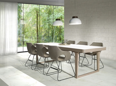 Mesa de comedor con tapa porcelánica