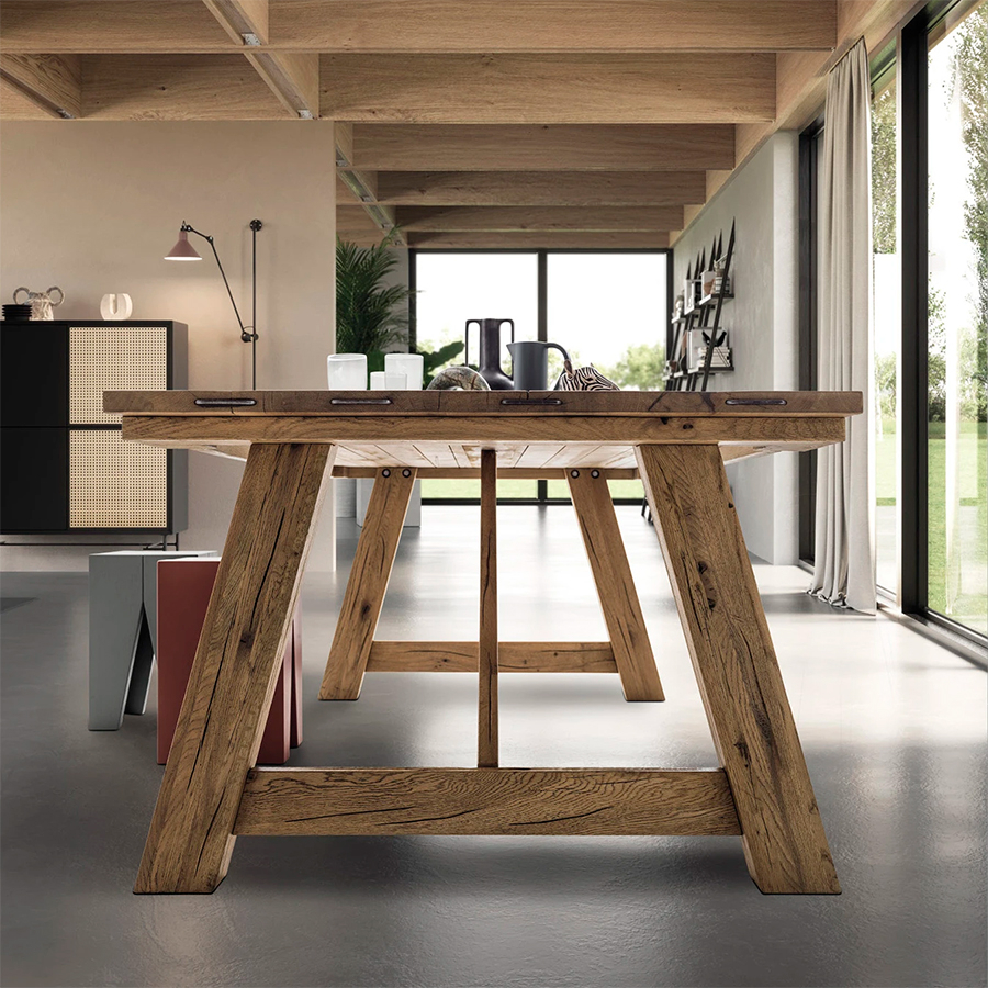 Mesa Castle madera maciza