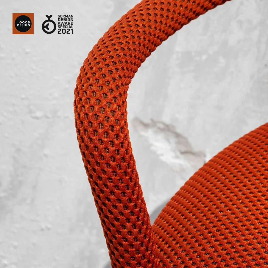 taburete pippi de midj con premio de diseño good design award y german design award special 2021